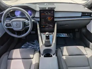 Polestar 2 2024 AWD Long Range Dual Motor 4p Fastback