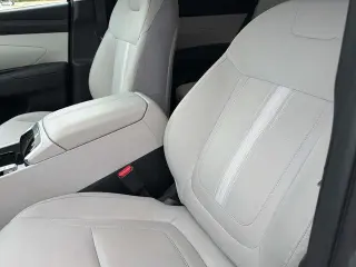 Hyundai TUCSON 2025 SEL 4dr SUV