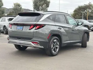 Hyundai TUCSON 2025 SEL 4dr SUV
