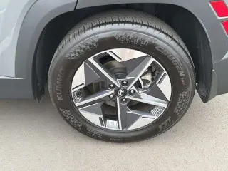 Hyundai TUCSON 2025 SEL 4dr SUV