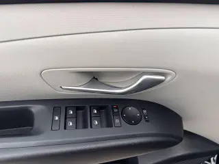 Hyundai TUCSON 2025 SE 4dr SUV