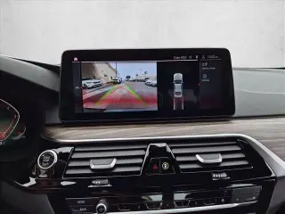 Sedán BMW 5 Series 2023 530i 4 puertas