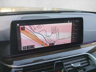Sedán BMW 5 Series 2021 530i 4 puertas