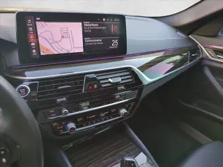 Sedán BMW 5 Series 2021 530i 4 puertas