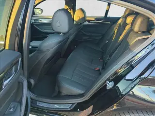 Sedán BMW 5 Series 2021 530i 4 puertas