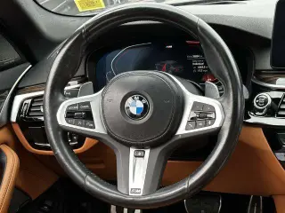 BMW Serie 5 2023 AWD 530i xDrive Sedán 4 puertas