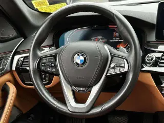 Serie 5 BMW 2023 tracción en todas las ruedas 530i xDrive sedán 4 puertas