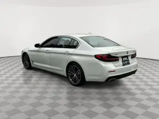 Serie 5 BMW 2023 tracción en todas las ruedas 530i xDrive sedán 4 puertas