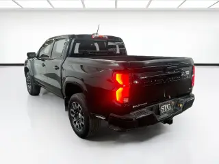 Chevrolet Colorado 2023 4x2 LT 4p Cabina de tripulación 5 pies ST