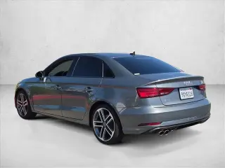 Audi A3 2019 Titanio 40 TFSI 4 Sedán