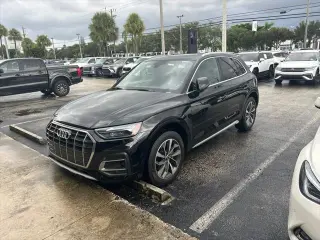Audi Q5 2021 AWD quattro Premium 45 TFSI 4dr SUV