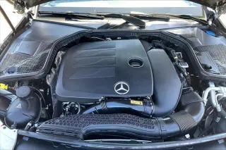 Clase C Mercedes-Benz 2020 C 300 4dr Sedán