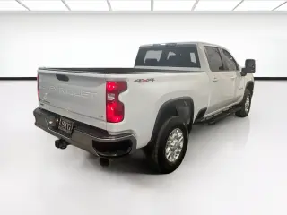 Chevrolet Silverado 2500HD 2021 4x4 LT 4dr Crew Cab SB