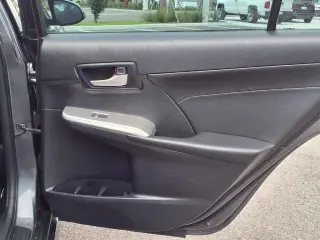 Toyota Camry 2013 SE 4dr Sedan