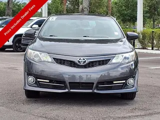 Toyota Camry 2013 SE 4dr Sedan
