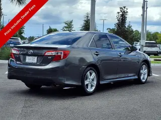 Toyota Camry 2013 SE 4dr Sedan