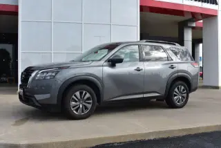 Nissan Pathfinder 2024 AWD SV 4dr SUV