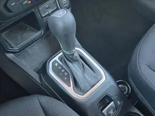 Jeep Renegade 2018 Latitude 4dr SUV