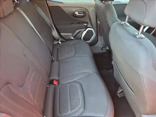 Jeep Renegade 2018 Latitude 4dr SUV