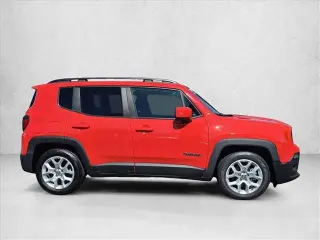 Jeep Renegade 2018 Latitude 4dr SUV