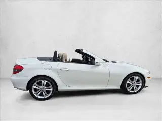 Mercedes-Benz SLK 2010 SLK 300 2desc Convertible