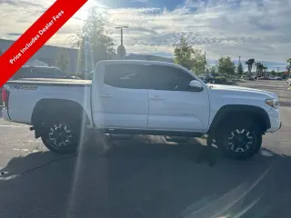 Toyota Tacoma 2017 4x4 TRD Todo Terreno 4p Doble Cabina 5.0 ft CB Corta 6A