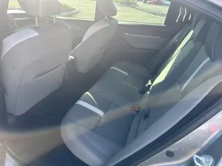 Toyota Camry 2026 SE 4dr Sedán