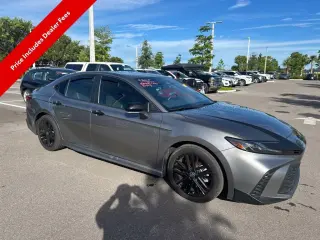 Toyota Camry 2026 SE 4dr Sedán