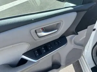 Toyota Camry 2016 XLE 4dr Sedán