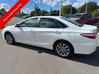 Toyota Camry 2016 XLE 4dr Sedán