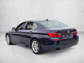 Sedán BMW 5 Series 2013 528i 4 puertas