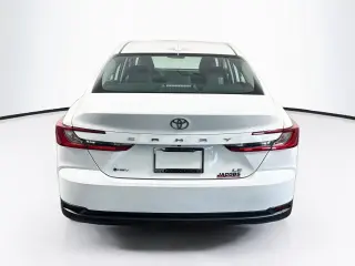 Toyota Camry 2025 LE 4dr Sedán