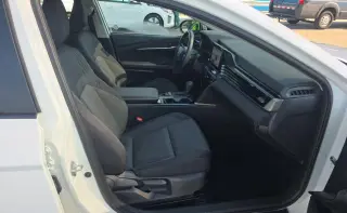Toyota Camry 2025 LE 4dr Sedán