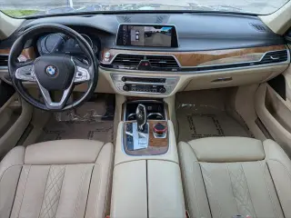 BMW Serie 7 2017 740i 4p Sedan