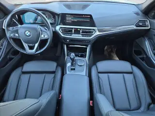 BMW Serie 3 2021 330e 4dr Sedán