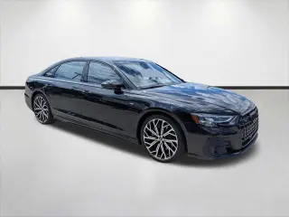Audi A8 L 2022 AWD quattro 55 TFSI Sedán 4p