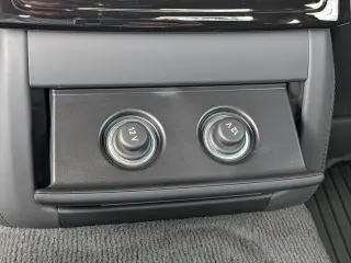 Audi A8 L 2022 AWD quattro 55 TFSI Sedán 4p