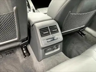 Audi A4 2024 AWD quattro S línea Premium Plus 45 TFSI 4p Sedan