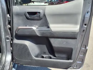 Toyota Tacoma 2023 4x2 TRD Todo Terreno 4p Cabina Doble 5.0 ft CB