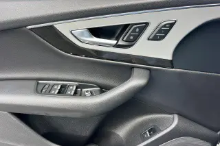 Audi Q7 2019 AWD quattro SE Premium 45 TFSI 4p SUV