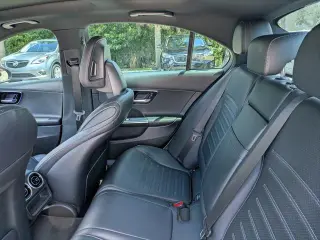 Clase C Mercedes-Benz 2023 AWD C 300 4MATIC Sedán 4p