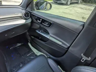 Clase C Mercedes-Benz 2023 AWD C 300 4MATIC Sedán 4p
