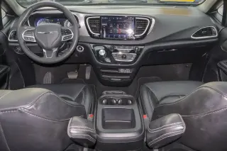 2025 Chrysler Pacifica