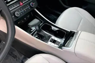 Hyundai TUCSON 2025 SE 4p SUV