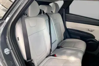 Hyundai TUCSON 2025 SE 4p SUV