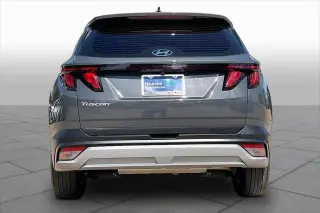 Hyundai TUCSON 2025 SE 4p SUV