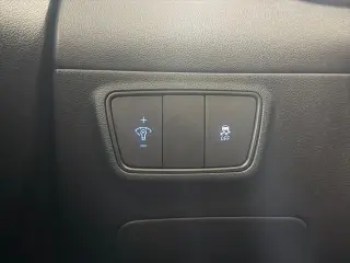 Hyundai TUCSON 2022 SE 4p SUV (lanzamiento de mitad de año)