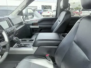 Ford F-150 2017 4x4 Lariat 4 puertas SuperCrew 5.5 pies de cama