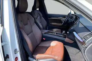 Volvo XC90 2019 4x4 T6 Momentum 4p SUV