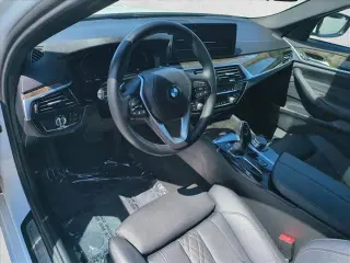 Serie 5 BMW 2023 530i 4dr Sedán
